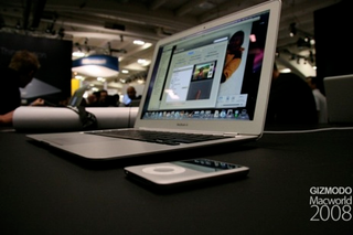 Illustration for article titled MacBook Air Hands-on